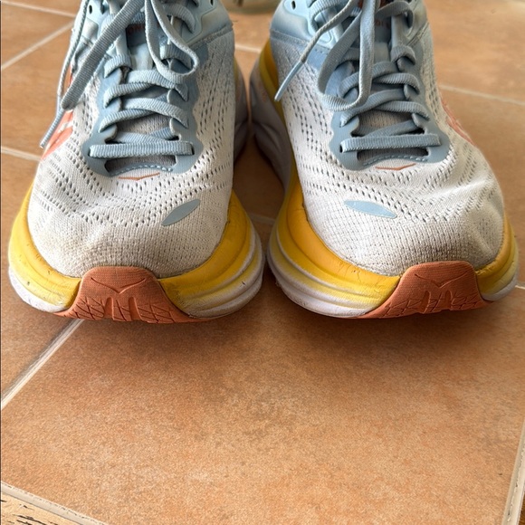 Hoka Bondi 8 Women's Athletic Shoes - Picture 6 of 12